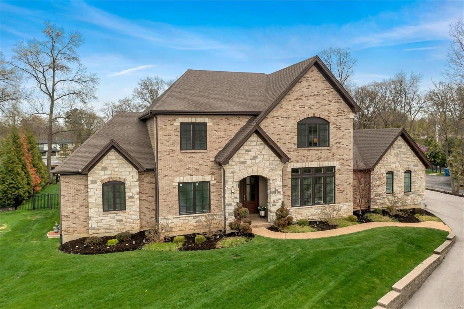 Property Photo: 34 Heather Hill Lane MO 63132