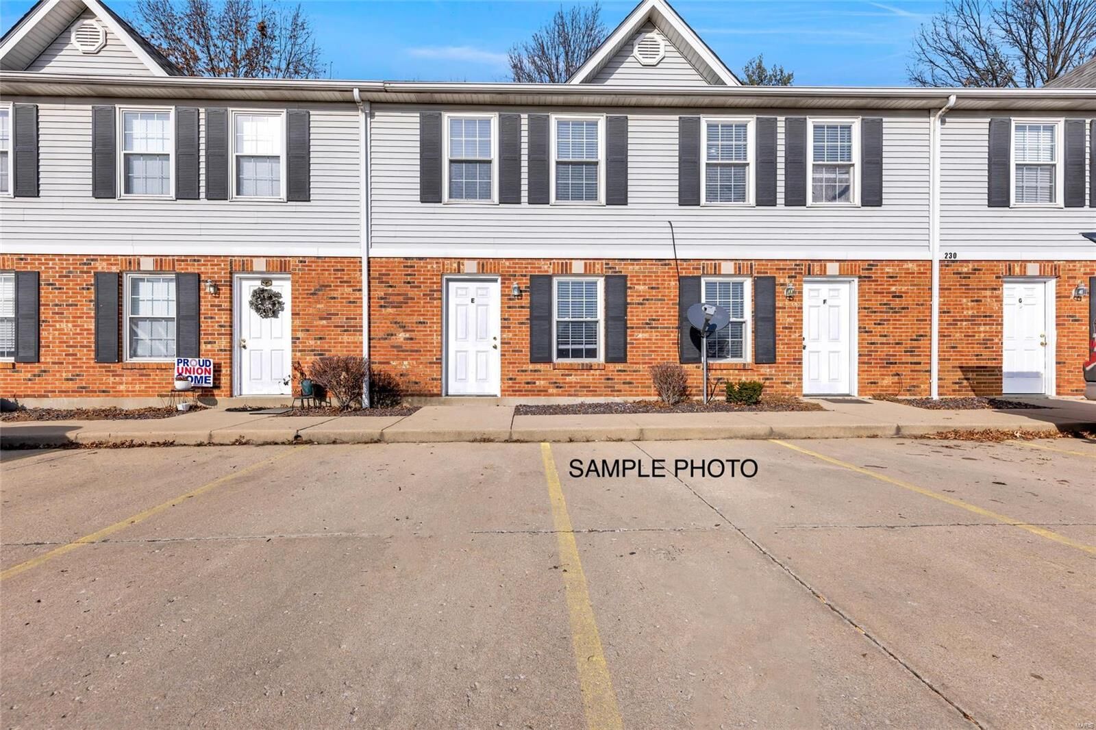 Property Photo: 236 Veterans Parkway A IL 62236