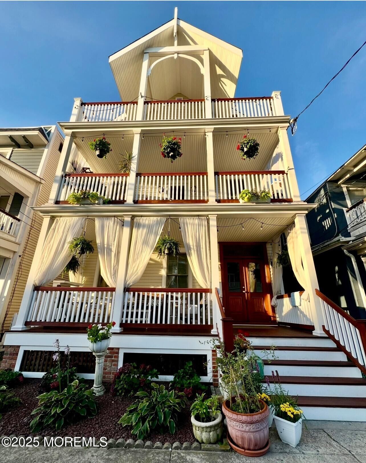 Property Photo:  34 Embury Avenue 1  NJ 07756 