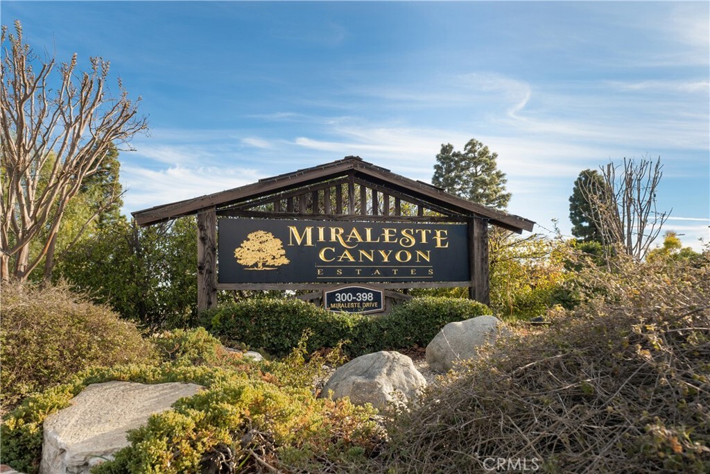 Property Photo:  314 S Miraleste Drive 116  CA 90732 