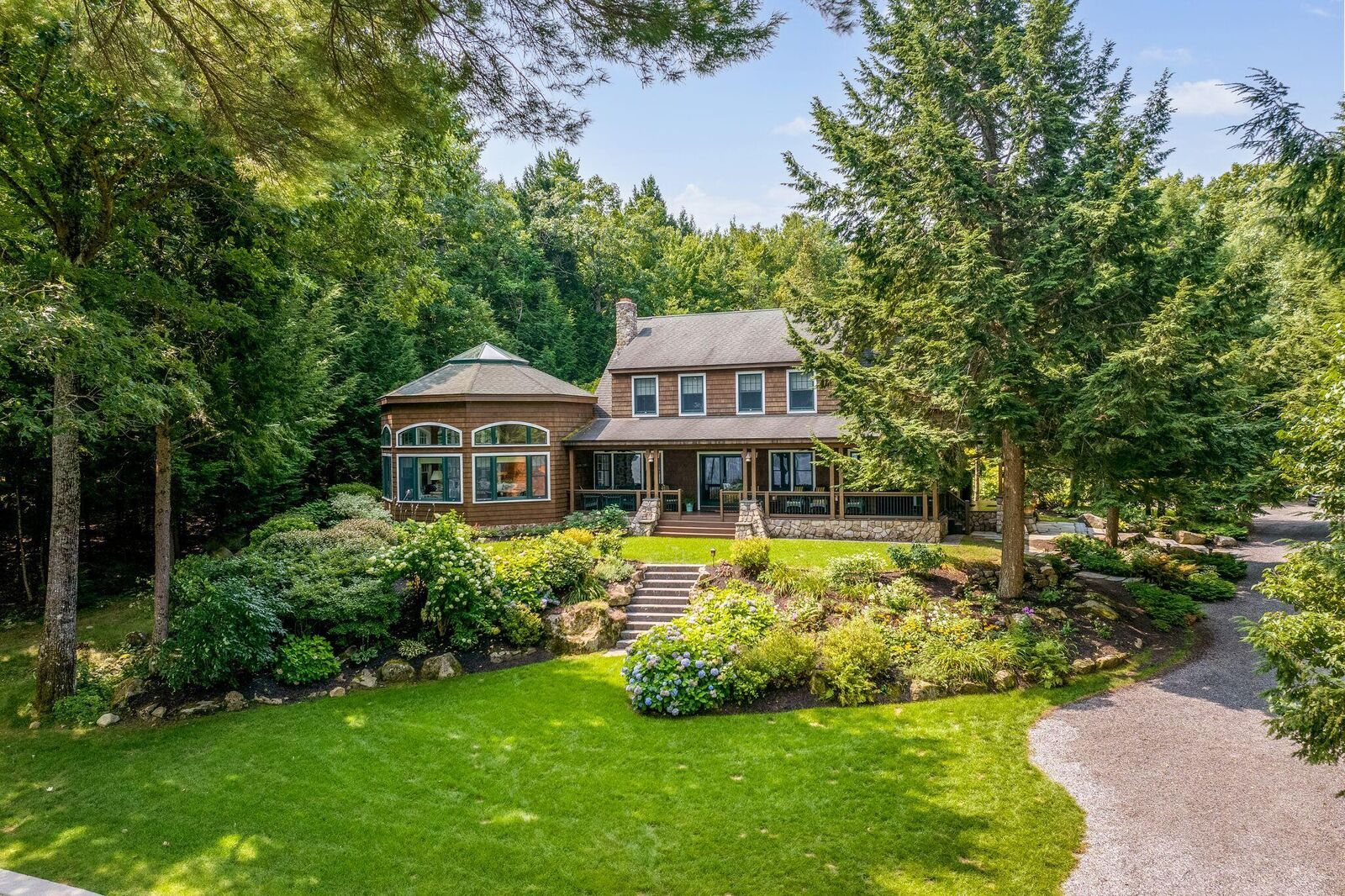 Property Photo: 224 Ledges Road S ME 04055