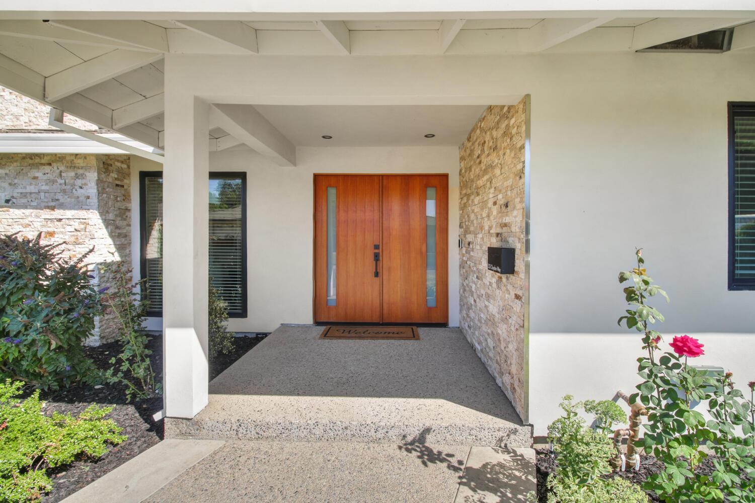Property Photo: 333 Claydon Way CA 95864