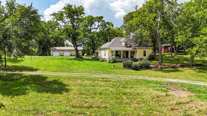 Property Photo:  2640 Highway 82 E  TN 37020 