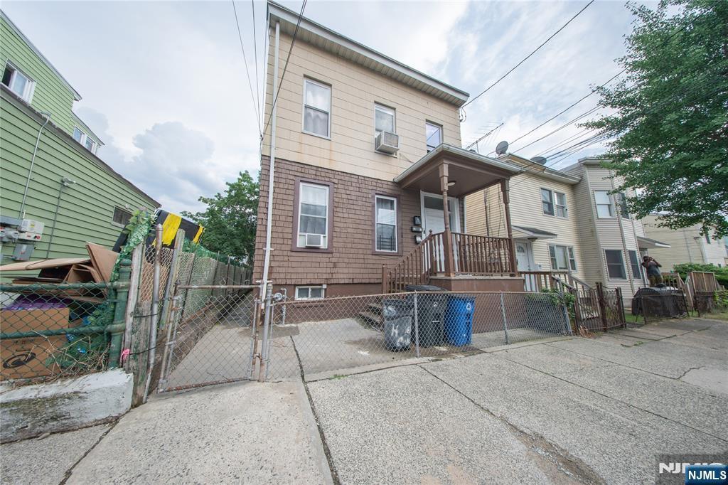 Property Photo:  25 York Street  NJ 07524 