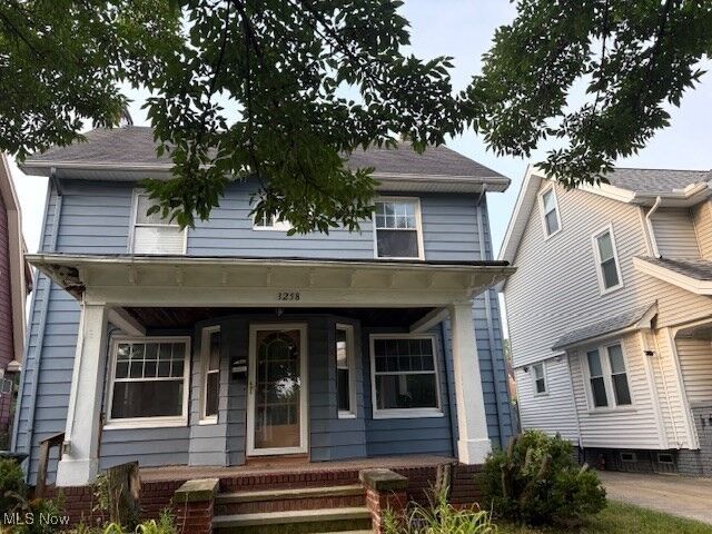 Property Photo:  3258 E Berkshire Road  OH 44118 