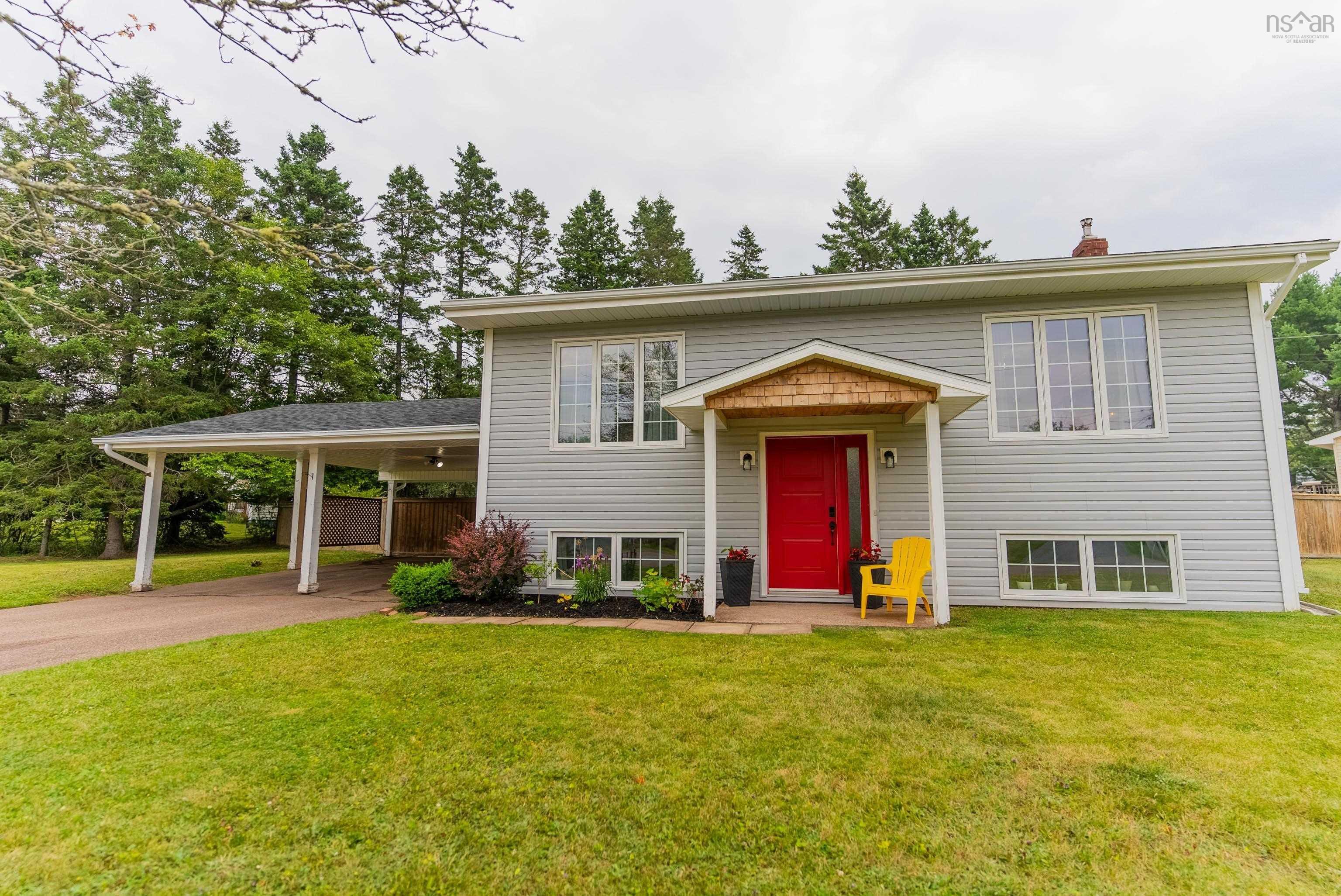 26 Tamarack Drive  Valley NS B6L 2V9 photo