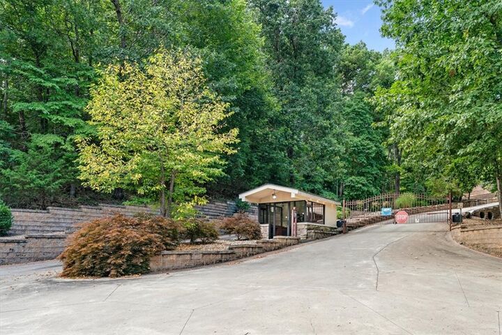 Property Photo: 13601 Hobie Court AR 72756