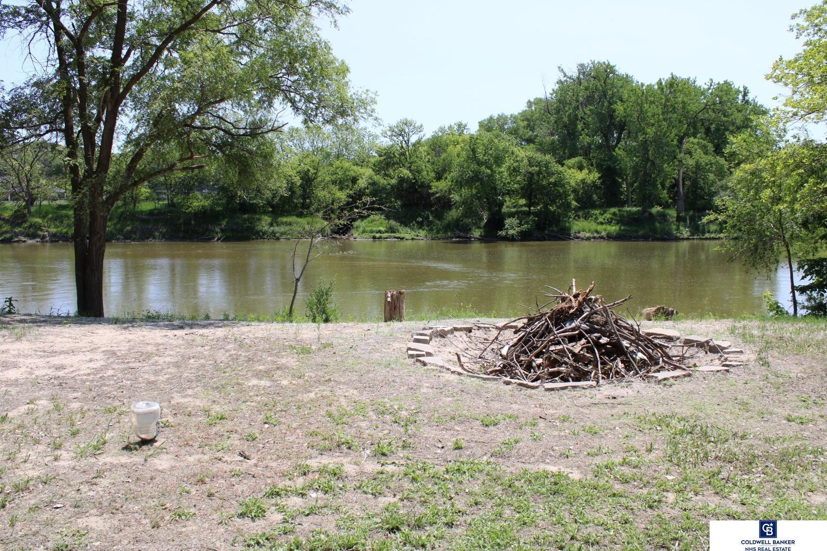 Property Photo:  23809 F Plaza 9  NE 68069 