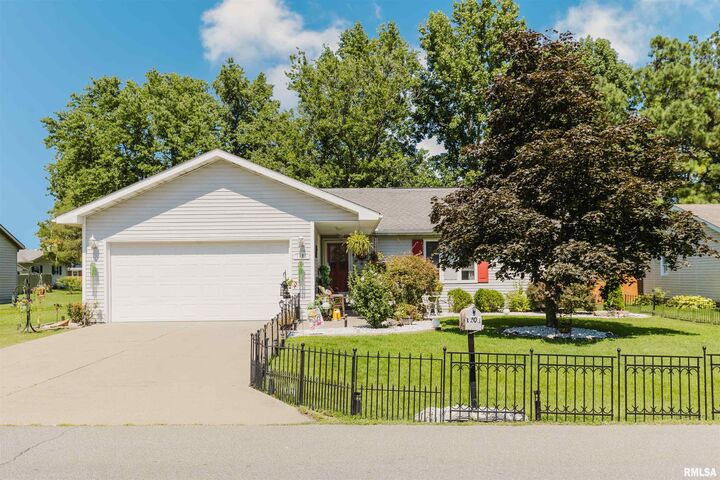 1203 Hadfield Street  Marion IL 62959 photo