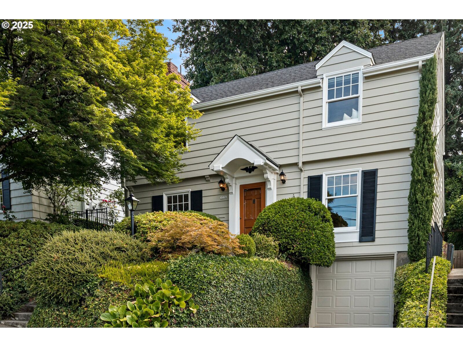 Property Photo: 3336 NE 32nd Pl OR 97212