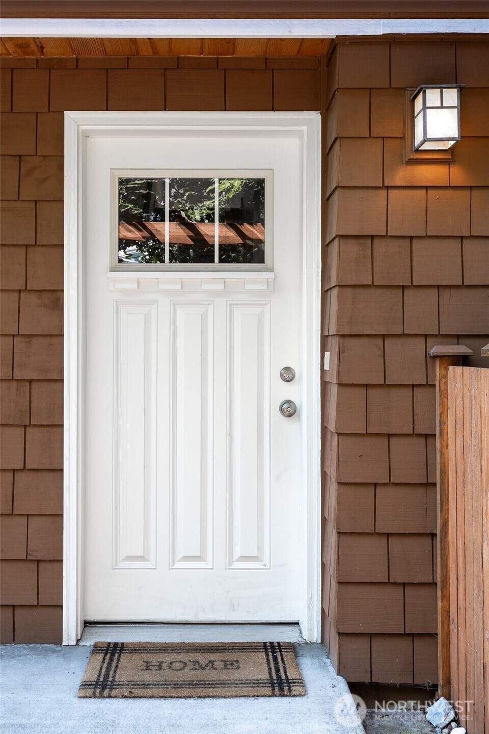 Property Photo:  4526  Dayton Avenue N  WA 98103 
