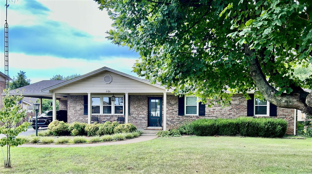 Property Photo:  1726 Karen Circle  KY 42104 