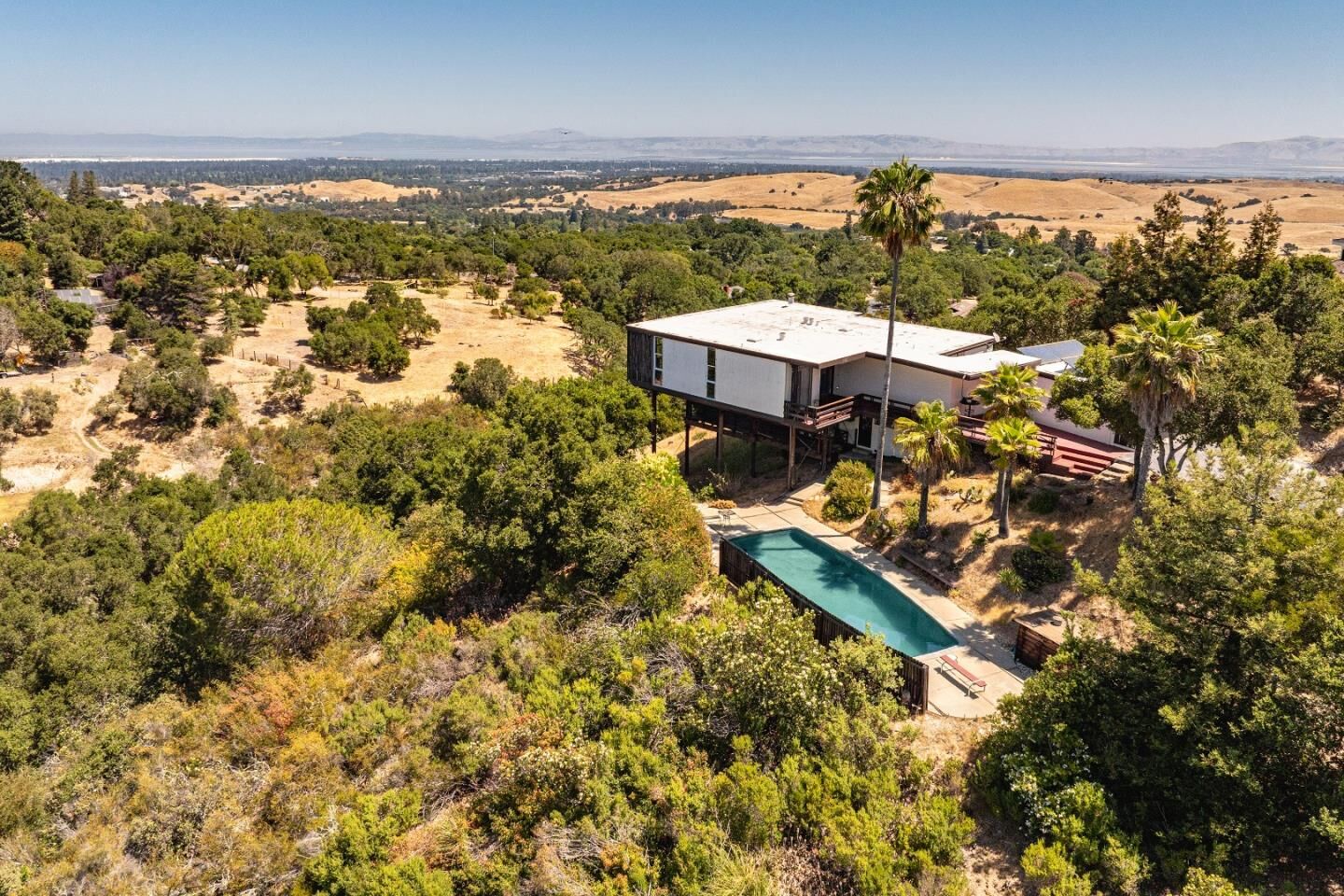 Property Photo:  30 Pine Ridge Way  CA 94028 