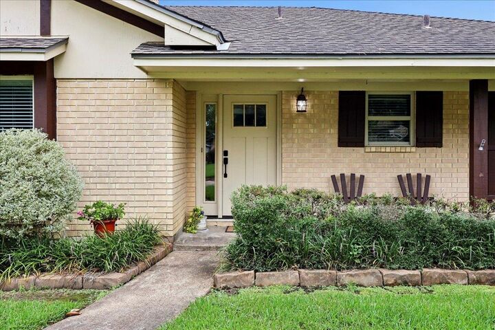 Property Photo: 1370 Sheridan Ln. TX 77706