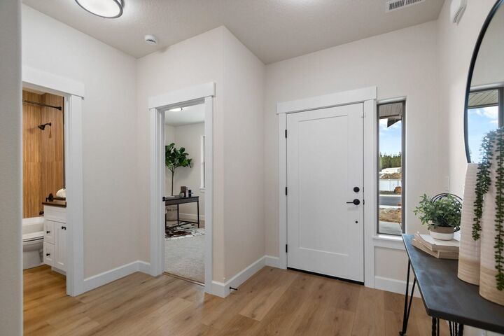 Property Photo:  13310 N Starling Ln  WA 99208 