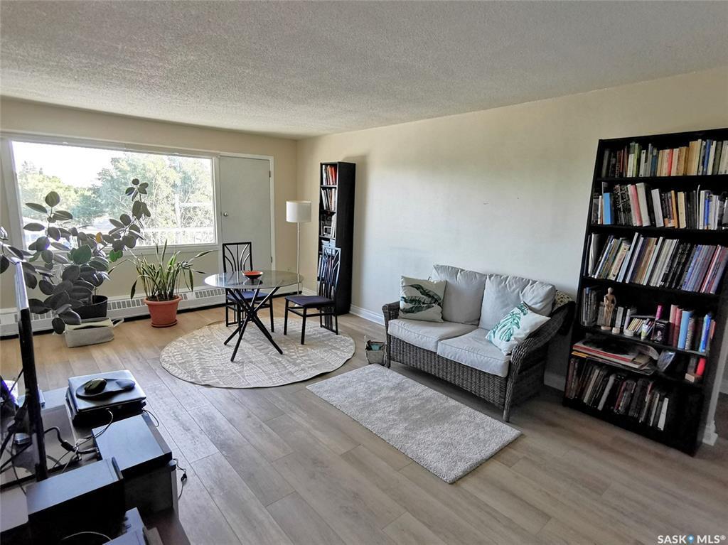Photo de la propriété: 1811 8th Avenue N 18 SK S4R 0G5