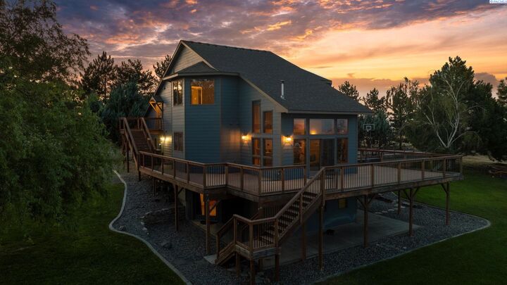 3107 Mt. Adams View Drive  West Richland WA 99353 photo