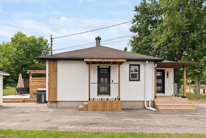 Property Photo:  8108 Victoria Street  ON K0A 2P0 