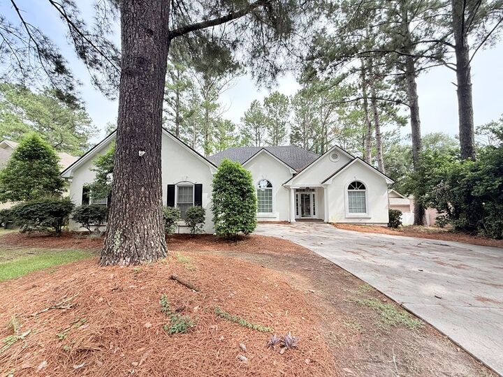 Property Photo: 4449 Huntington Pointe GA 31602