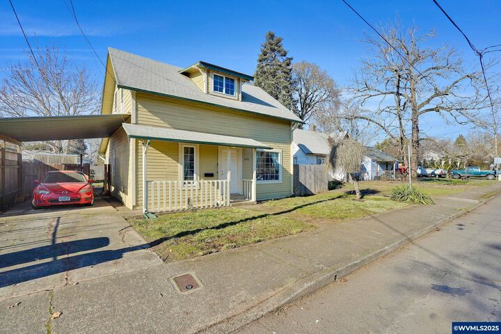 Property Photo:  495 Ford St SE  OR 97301 