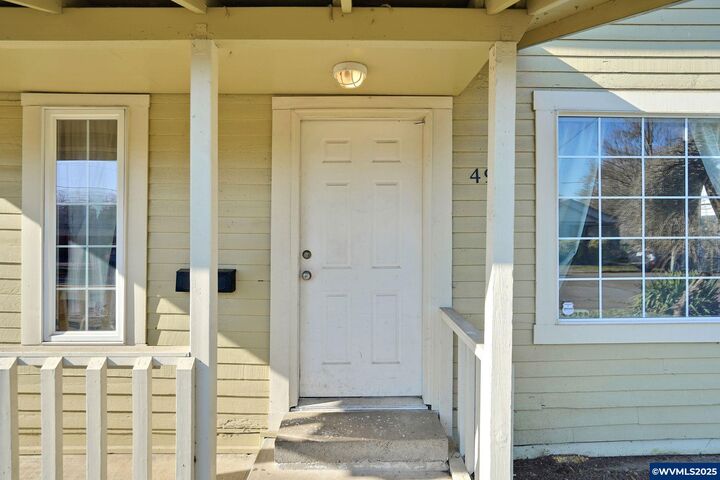 Property Photo:  495 Ford St SE  OR 97301 