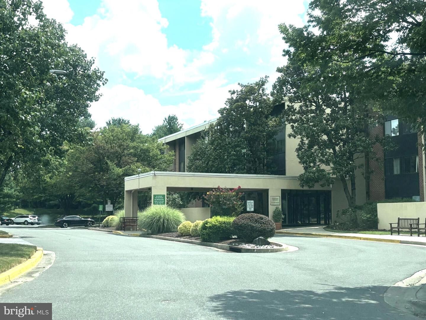 Property Photo: 2921 N Leisure World Boulevard 1-416 MD 20906