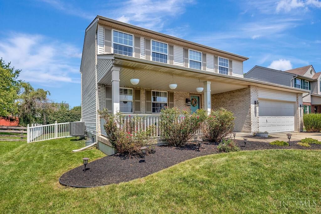 Property Photo:  936 Legacy Court  OH 45067 