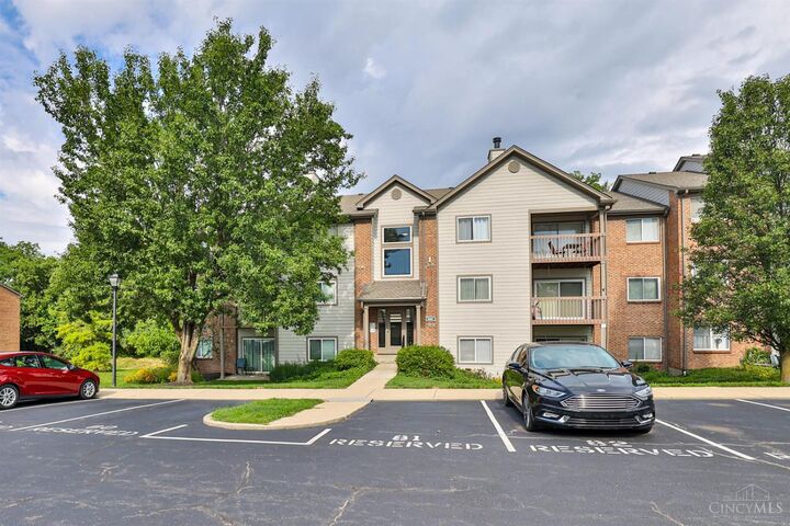 8887 Eagleview Drive  West Chester OH 45069 photo