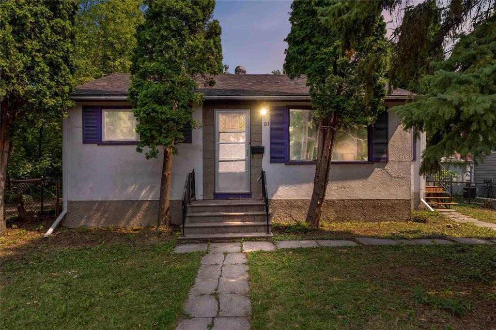 91 Clayton Drive  Winnipeg MB R2M 1G1 photo