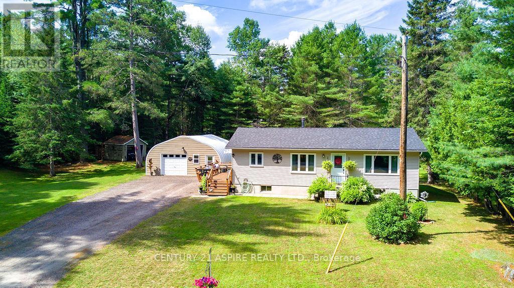 2026 Old Moore Lake Road  Laurentian Hills ON K0J 2H0 photo