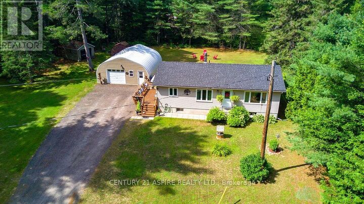 2026 Old Moore Lake Road  Laurentian Hills ON K0J 2H0 photo