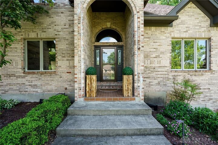 Property Photo:  527 Viking Landing Court  OH 45434 