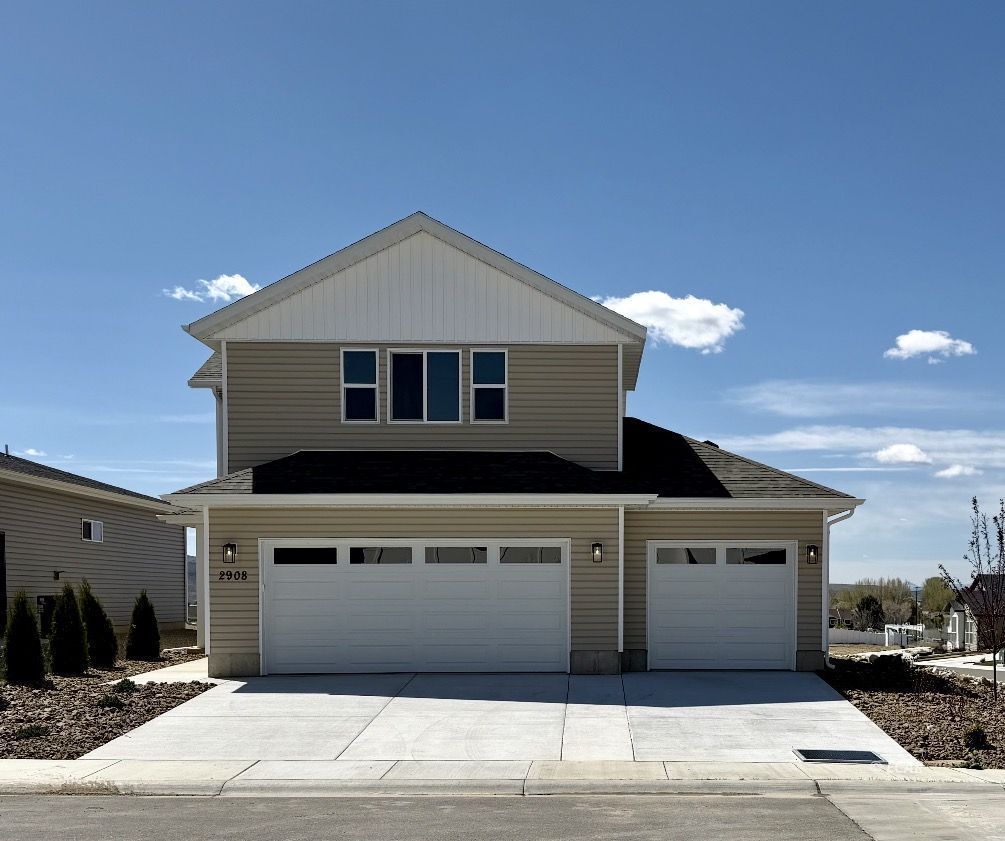 Property Photo:  2908 Aria Way  NV 89801 