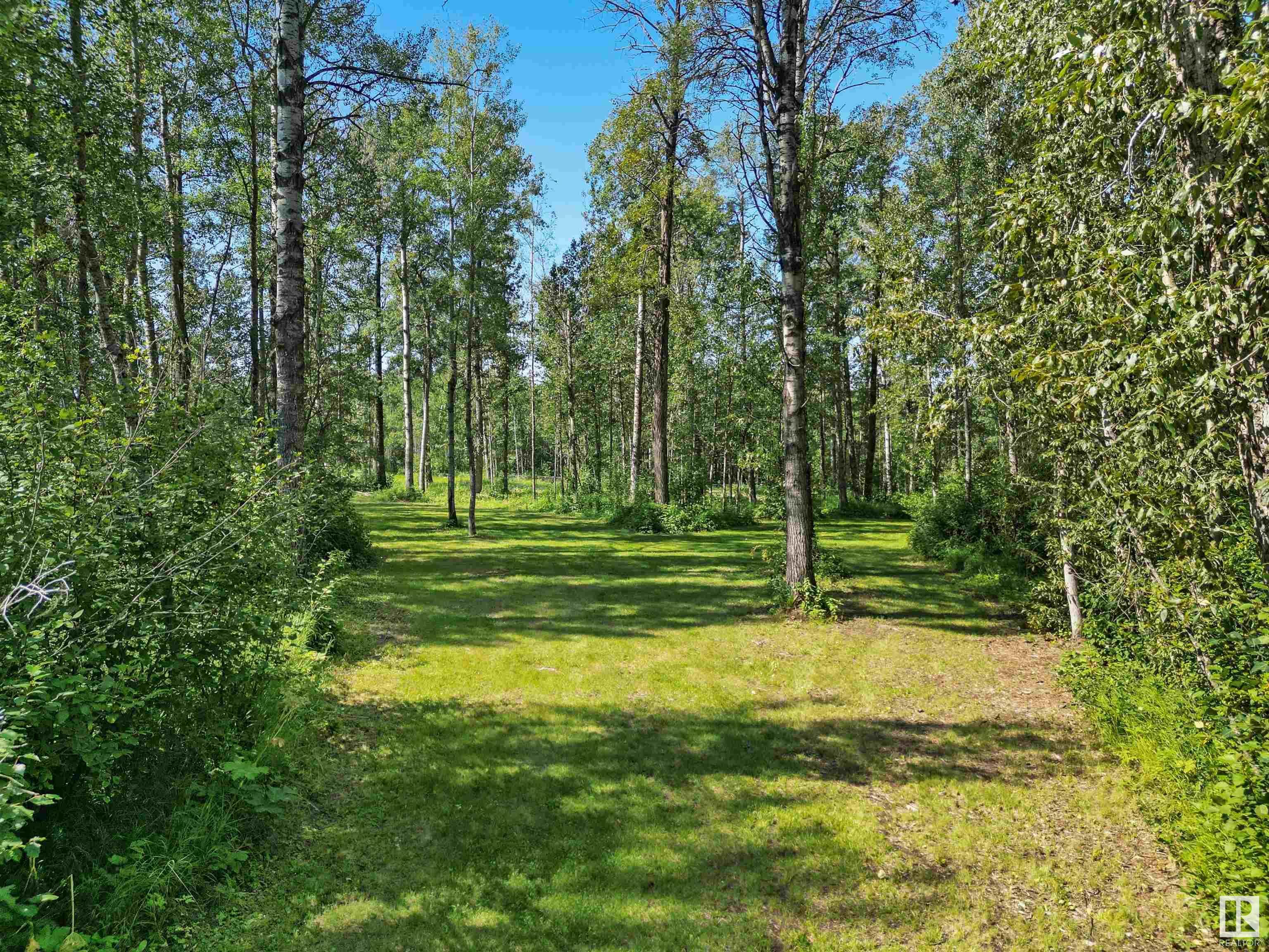 Property Photo:  47426 Range Road 72  AB T0C 0S0 