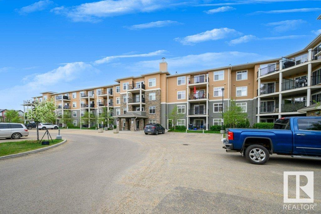 Photo de la propriété: 6076 Schonsee Way NW 138 AB T5Z 0K8