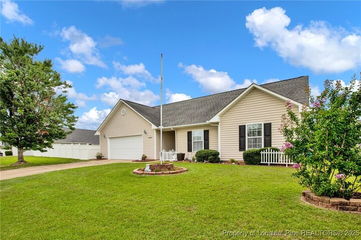 Property Photo: 5844 Nessee Street NC 28314