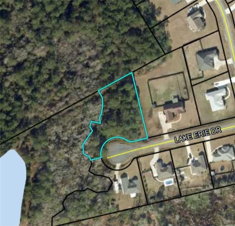 Property Photo: 420 Lake Erie Drive GA 31523