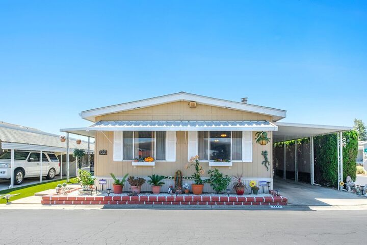 Property Photo:  2575 S Willow Avenue 98  CA 93725 