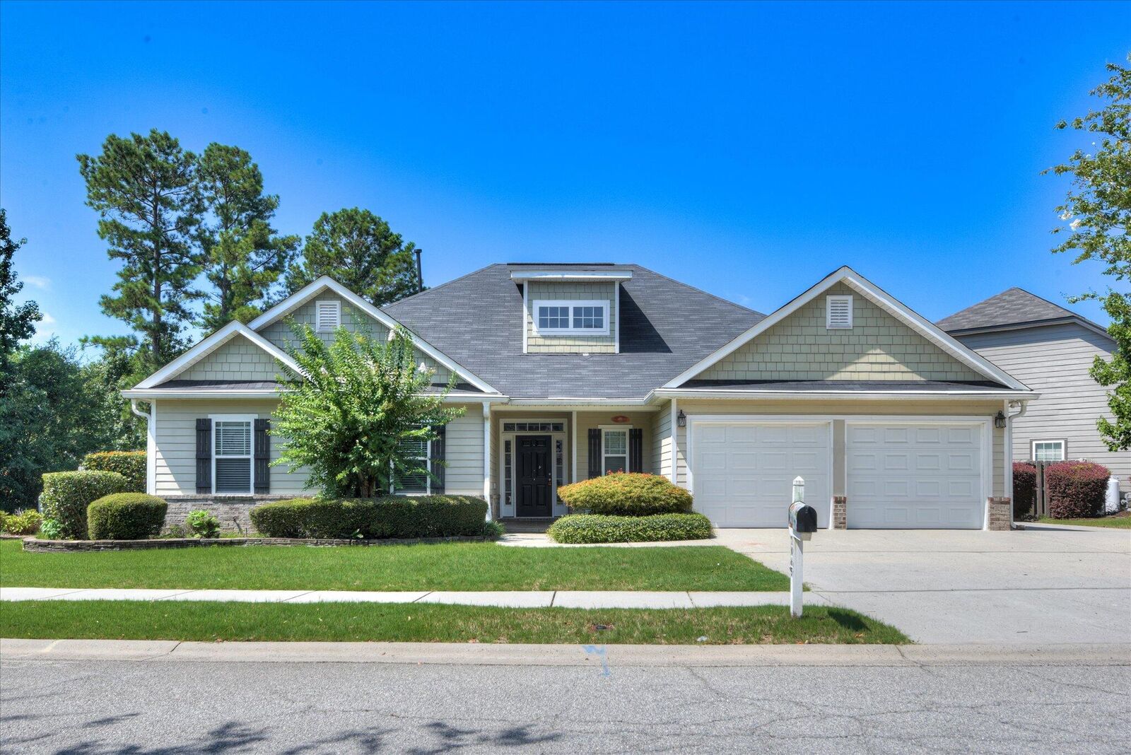 Property Photo: 2065 Magnolia Parkway GA 30813