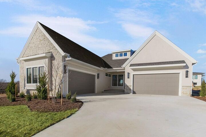 Property Photo:  10856 S Shady Bend Road  KS 66061 