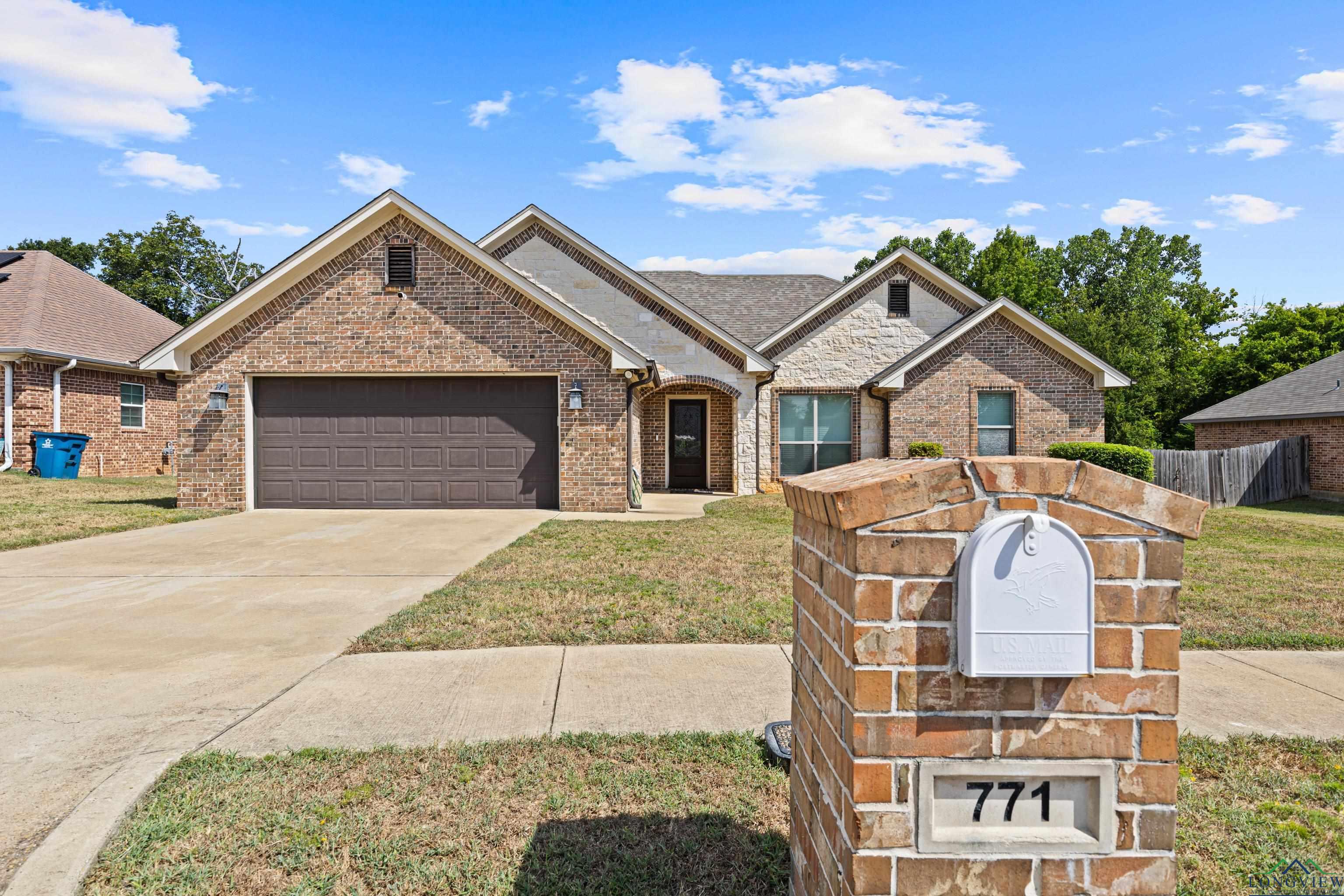 Property Photo: 771 Spencer Ln TX 75704