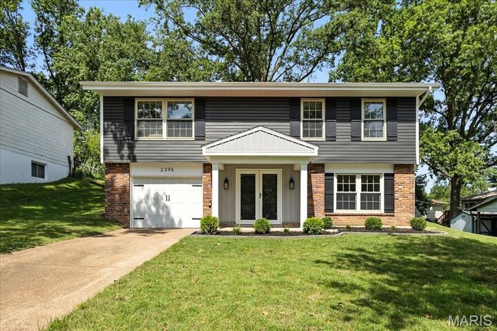 2395 Wesford Drive  Maryland Heights MO 63043 photo
