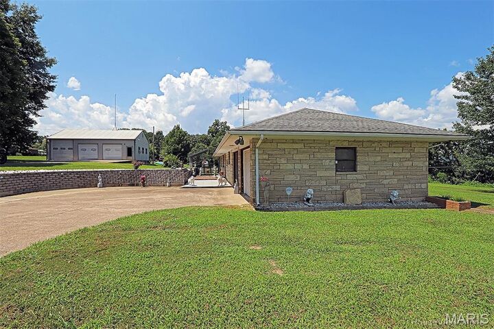 Property Photo:  305 Third Street  MO 63764 