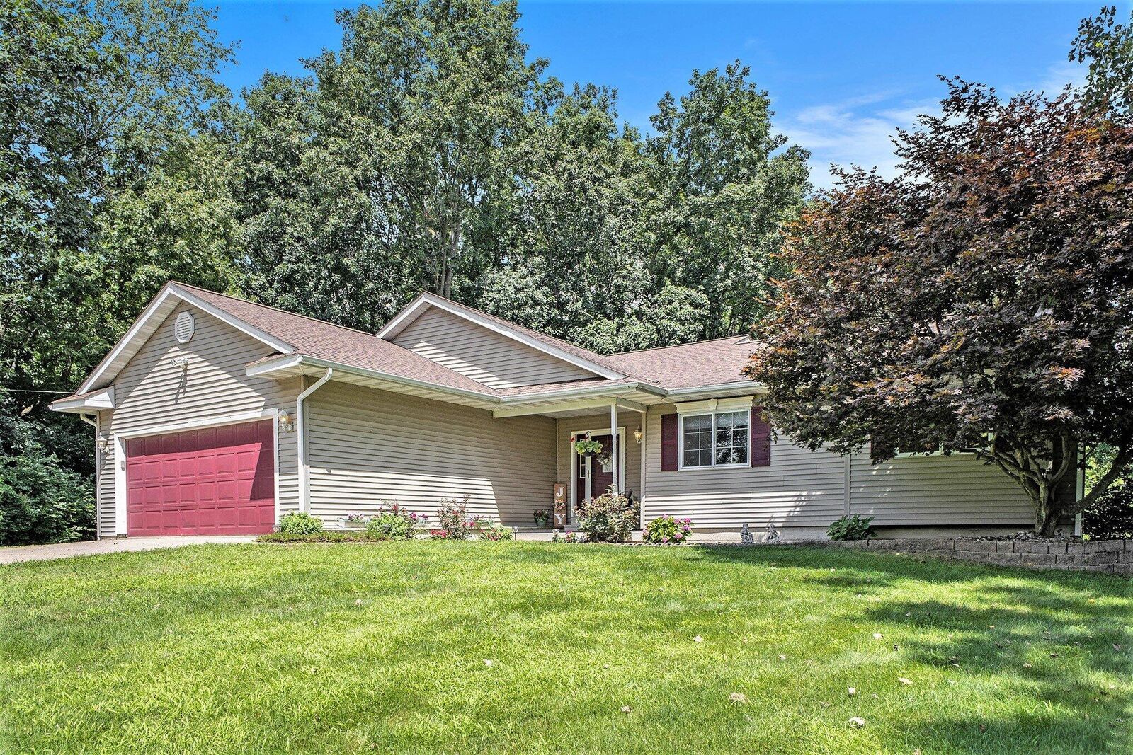 Property Photo: 3643 Carrington Drive MI 49202