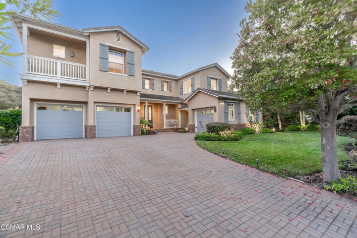 Property Photo:  181 Via Sandra  CA 91320 