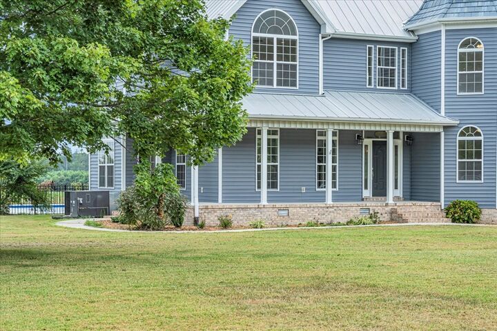 Property Photo:  4662 Murfreesboro Hwy  TN 37355 