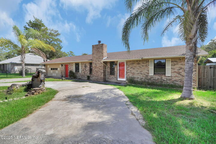 Property Photo: 2093 Palmetto Street FL 32068