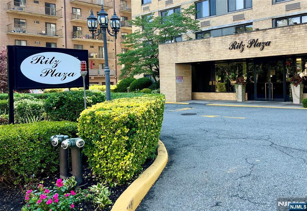 Property Photo:  344 Prospect Avenue 4B  NJ 07601 