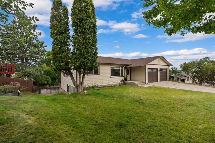 Property Photo:  6121 Hillview Way  MT 59803 