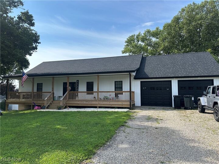 1780 Candlestick Drive  Zanesville OH 43701 photo